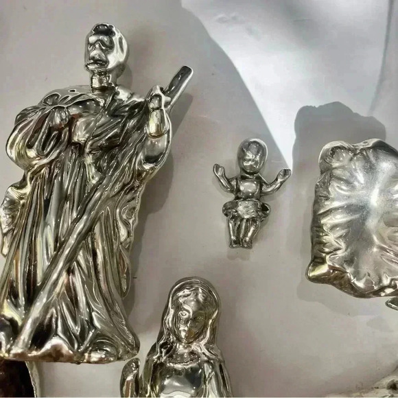 6 Piece Porcelain Silver Plated Nativity Scene Christmas Decor Holidays No Damag - Picture 8 of 12